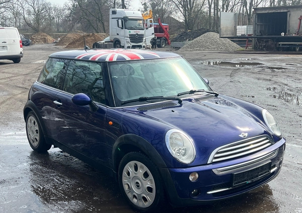 MINI ONE cena 11000 przebieg: 238800, rok produkcji 2004 z Sulmierzyce małe 106